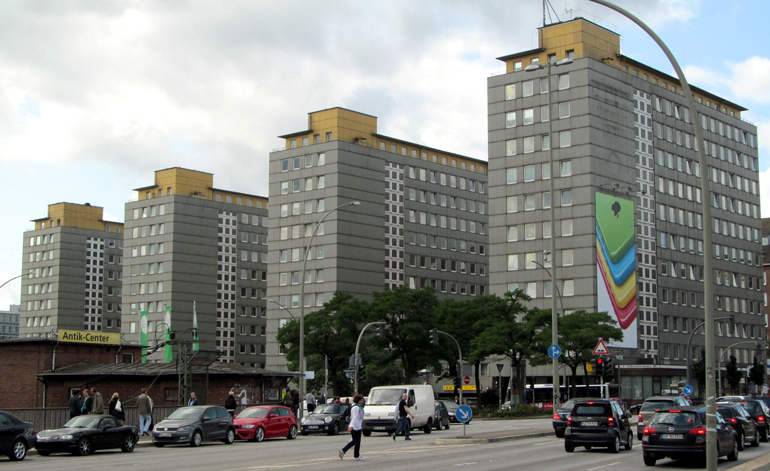 Der City Hof heute, noch der Sitz der Bezirksamts Hamburg-Mitte. 