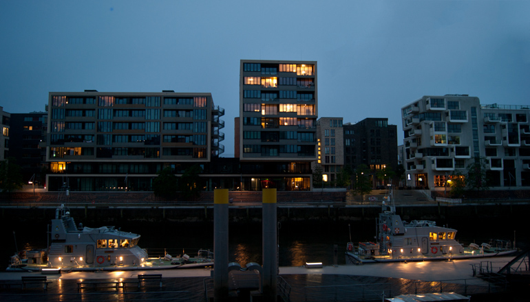 SYM - HafenCity bei Nacht | Foto: Tobias Johanning
