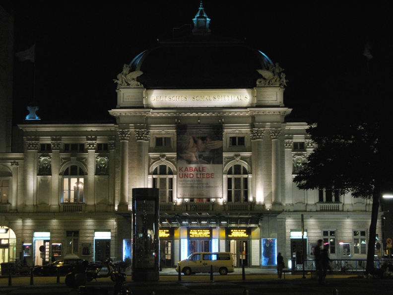 von Poom! (Schauspielhaus) [CC-BY-SA-2.0 (http://creativecommons.org/licenses/by-sa/2.0)], via Wikimedia Commons